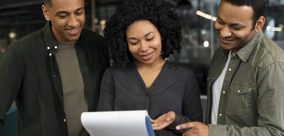 agencia-de-marketing-autentica-pequena-e-jovem